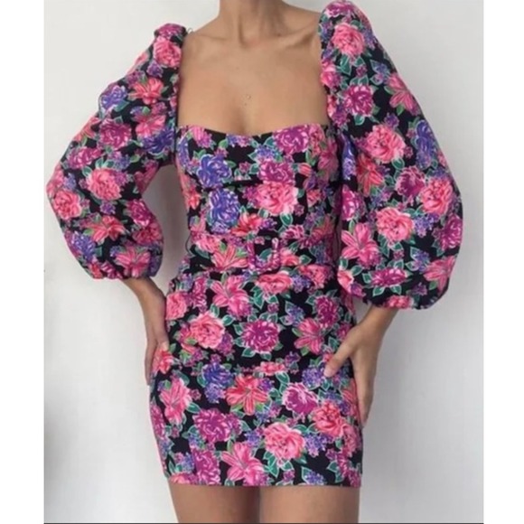 Zara Dresses & Skirts - Zara Floral Belted Mini Dress Womens XS Black Pink Puff Sleeve 8812/546/050